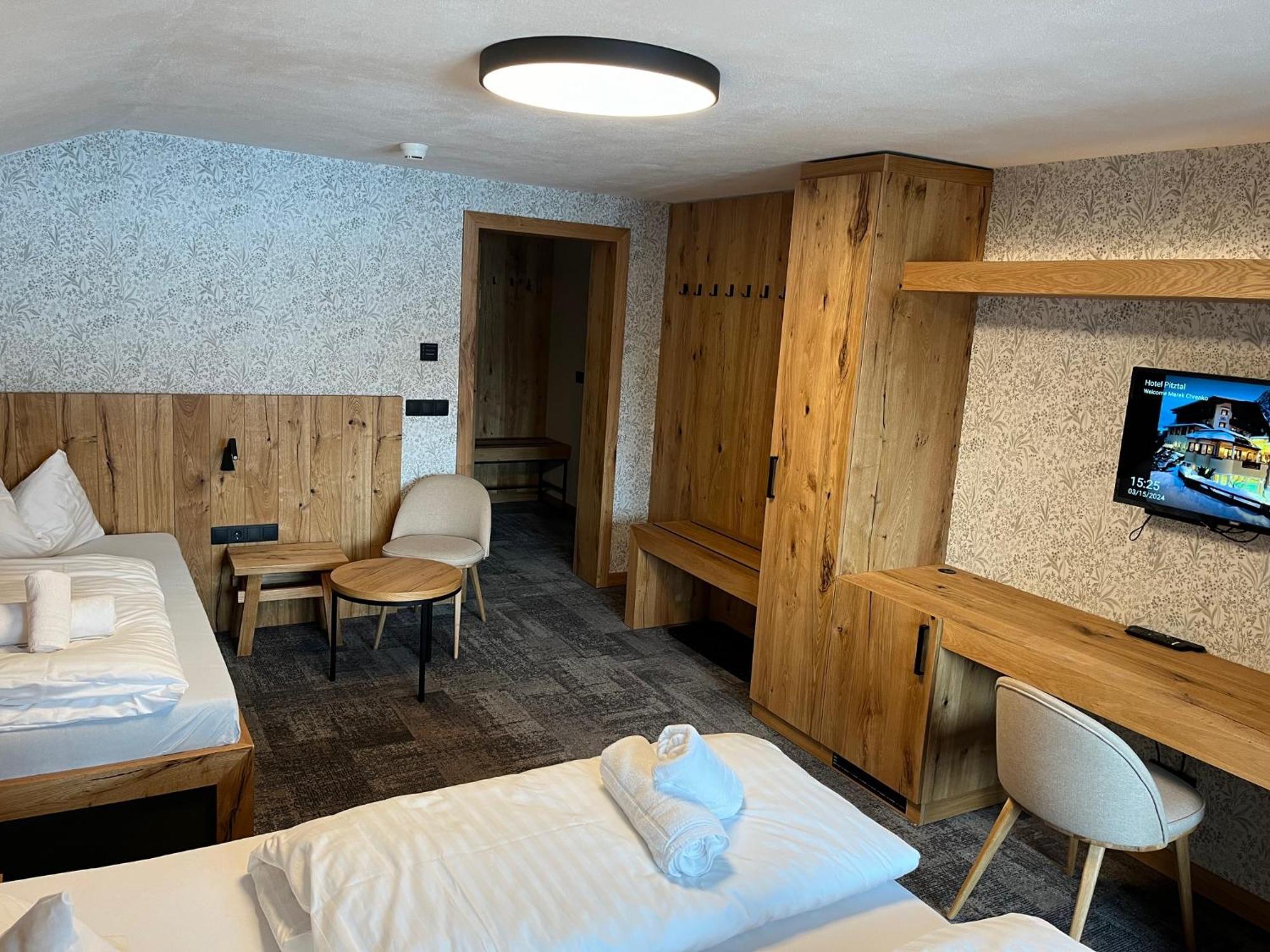 Tieflehner Hof Pitztalhaus Hotel Sankt Leonhard im Pitztal Dış mekan fotoğraf