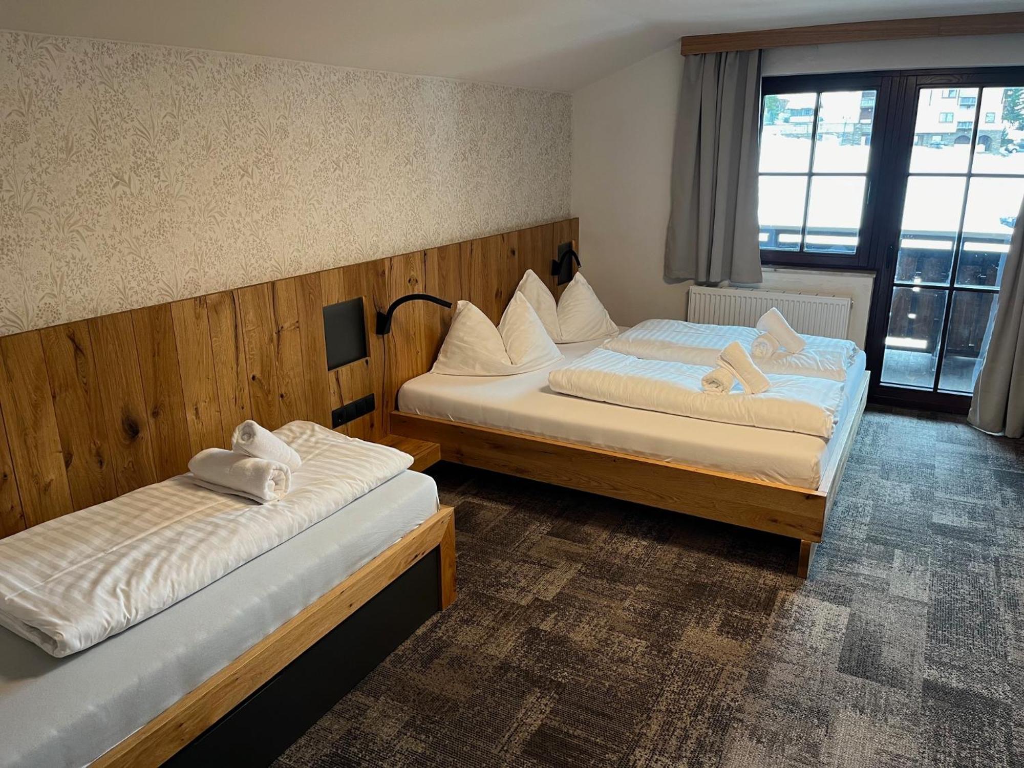 Tieflehner Hof Pitztalhaus Hotel Sankt Leonhard im Pitztal Dış mekan fotoğraf