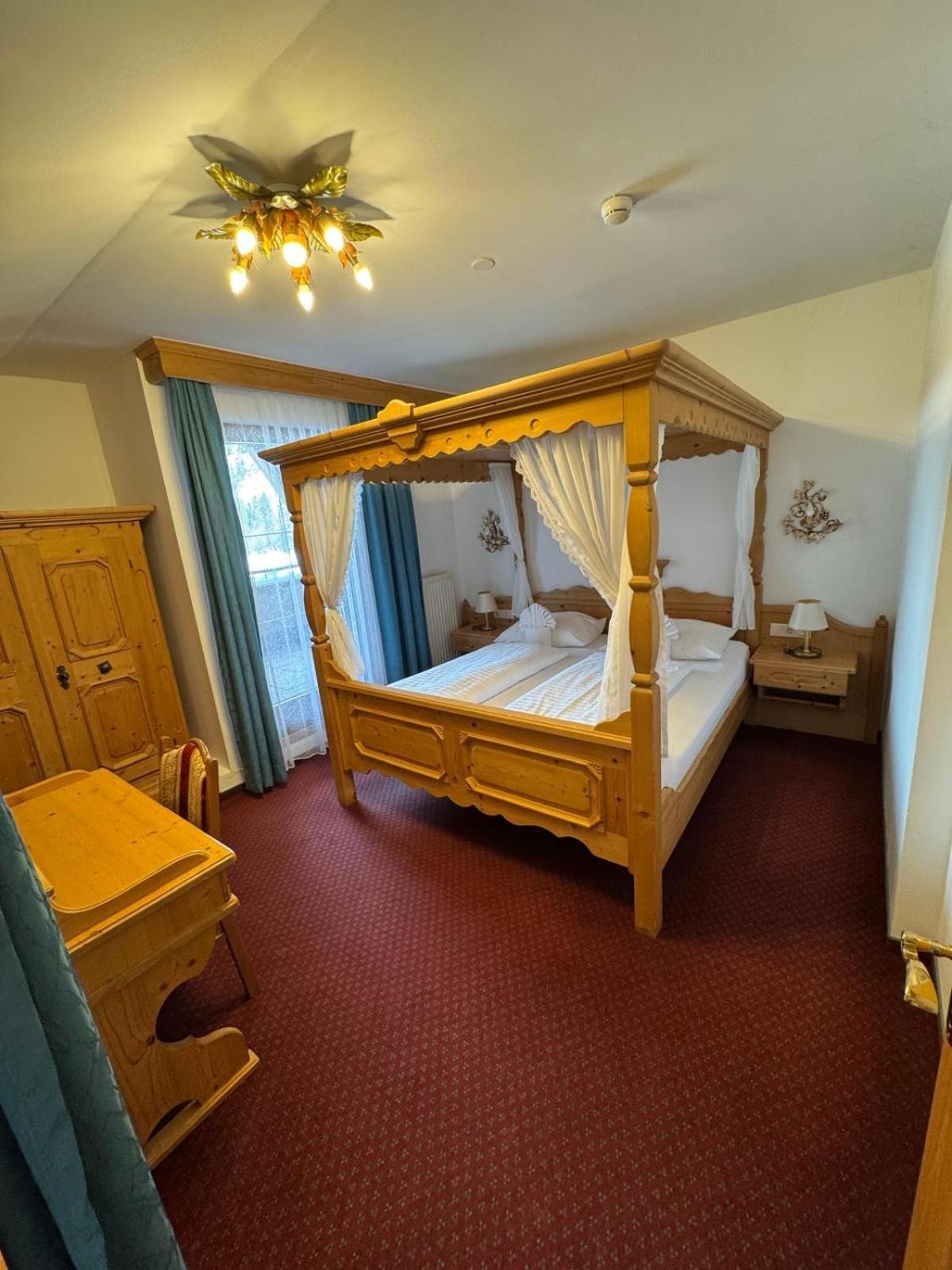 Tieflehner Hof Pitztalhaus Hotel Sankt Leonhard im Pitztal Dış mekan fotoğraf