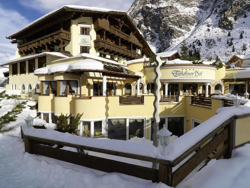 Tieflehner Hof Pitztalhaus Hotel Sankt Leonhard im Pitztal Dış mekan fotoğraf